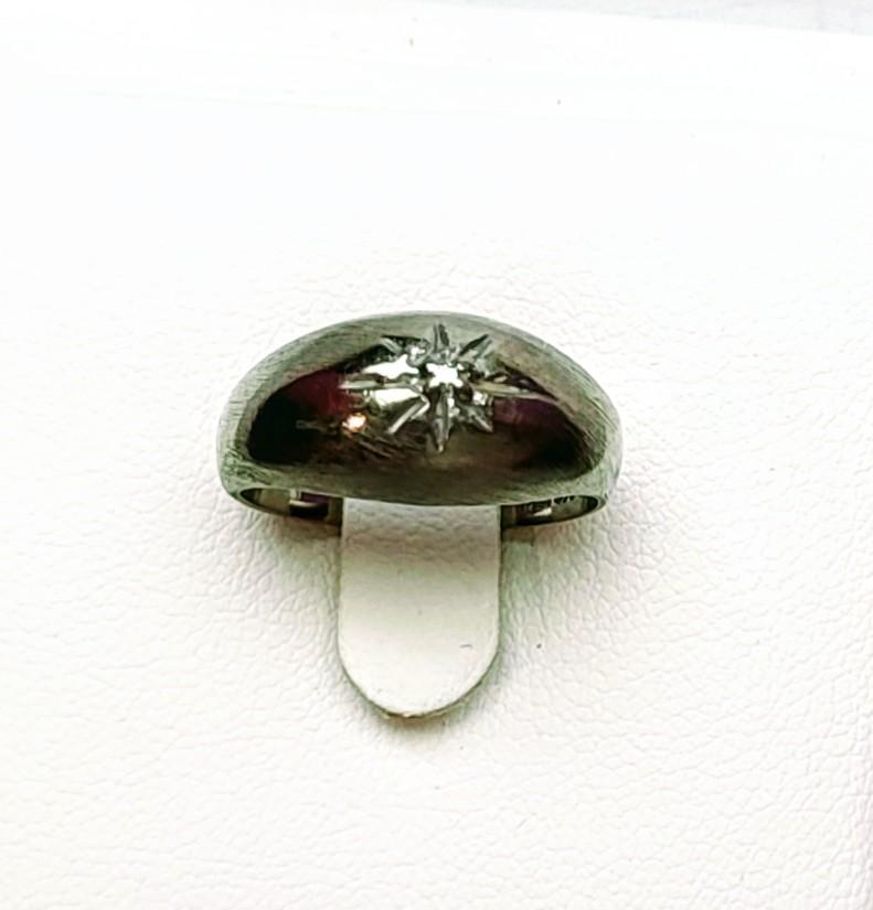 JTC - Zales - 10K White Gold Vintage Star Dome Solitaire Ring, Size 5 1/2